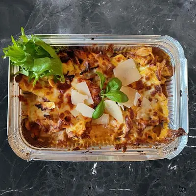 63. Spaghetti bolognese