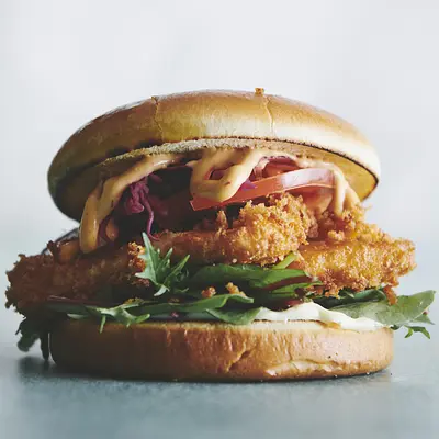 116. Halloumi Burger (V)