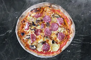 11. Salami tortufo due