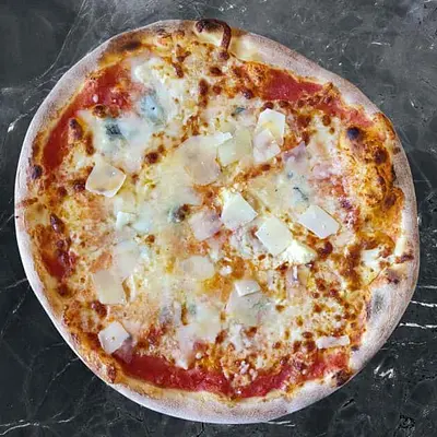 43. Quattro formaggi