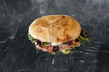 57. Tunfisk & frisk mozzarellaost