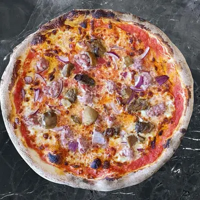 16. Salsiccia uno (krydret italiensk medister)
