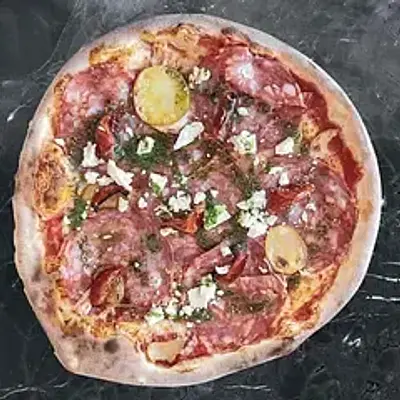 7. Salami Formaggio