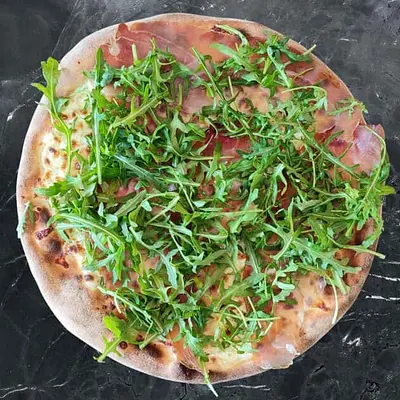 45. Parma di bianca
